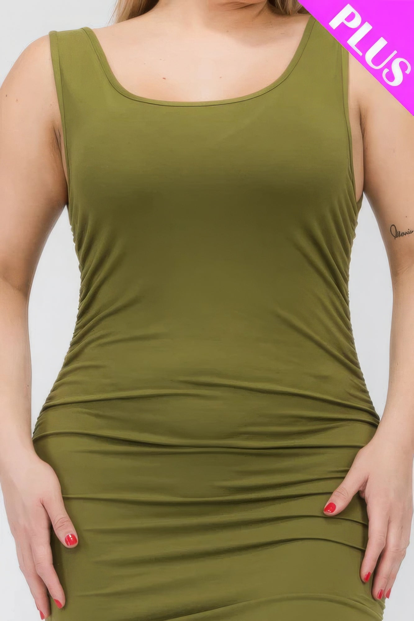 Plus Size Square Neck Ruched Bodycon Midi Dress